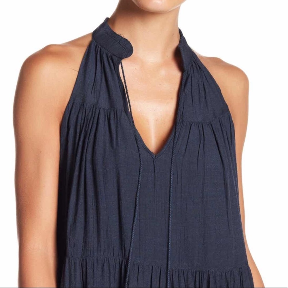 Split-Neck Tank in Navy - Picture 2 of 2